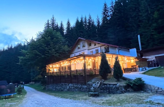 Barlogul din Vidraru