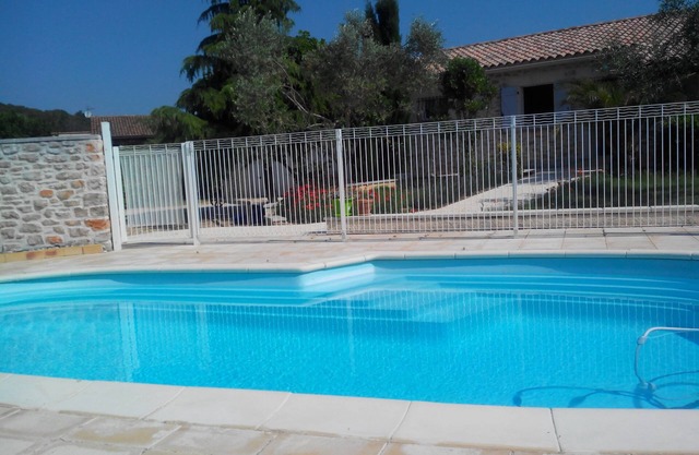 Baron Gard single-storey villa with swimming pool