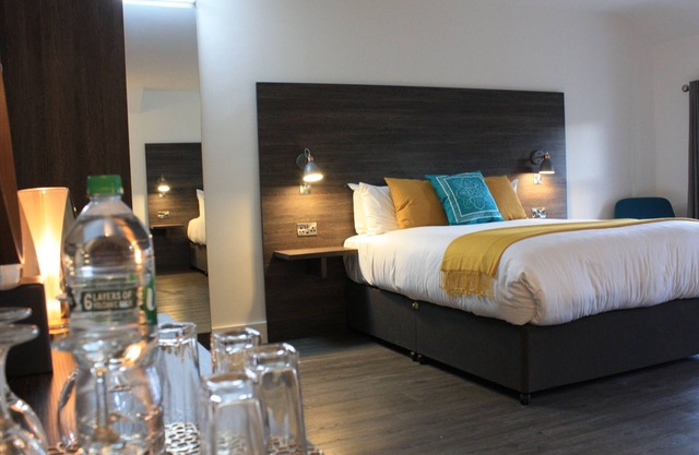Base Accommodation Dingle