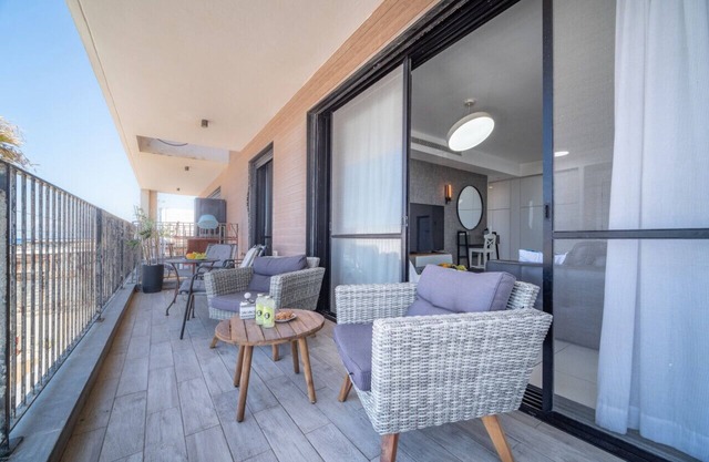 Bat Galim Full Sea View Balcony