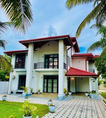 bawana vila