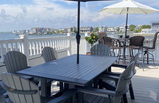 BAY FRONT CONDO!