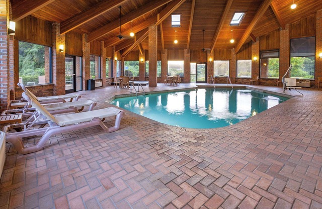 Baymont by Wyndham LaGrange