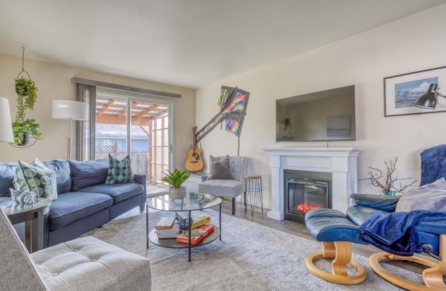 Bayside Bungalow - Meredith Lodging