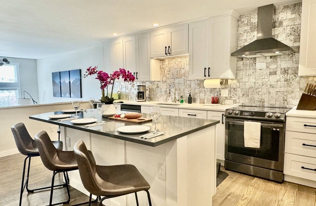 BC and Vail - Luxe Mountain Retreat - Nottingham Lake