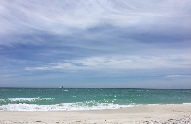 Beach Colony Resort 2B, Breathtaking views!