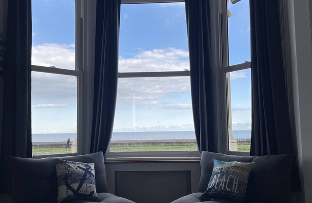 Beach Front 2 Bedroom Apartment with Uninterrupted Sea Views