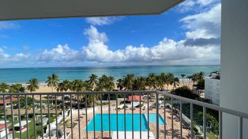Beach front 2 bedroom & bath in Isla Verde