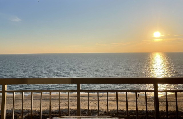 Beach Front with Amazing Views from Oceanside & Bayside