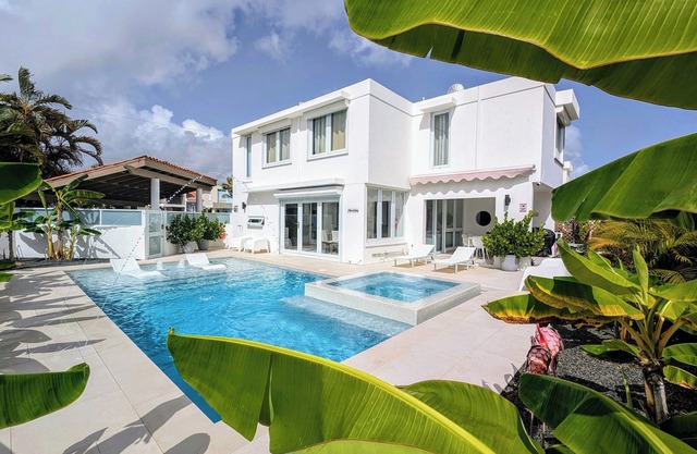 Beach & Golf House w/Private Pool + Golf Car included, by Yunque & inside Resort