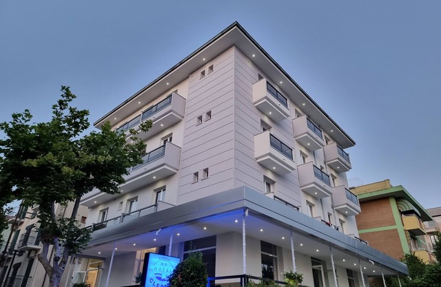 Beach Hotel Clerice
