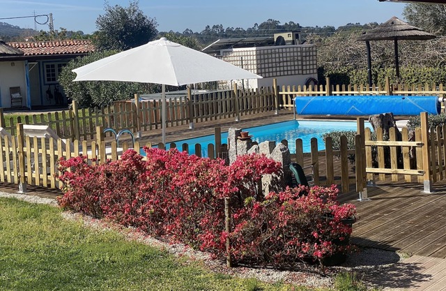 Beach house with heated pool and jacuzzi, 4 bedrooms