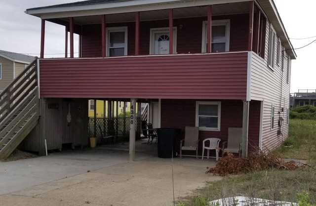 Beach Road House in Kitty Hawk NC
