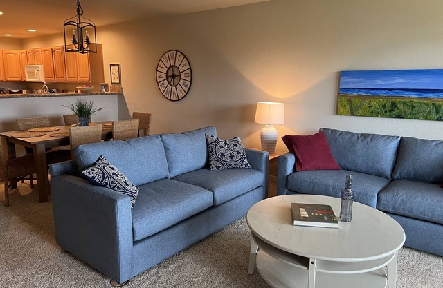 Beach View Condo in Westport - perfect vacation get-away