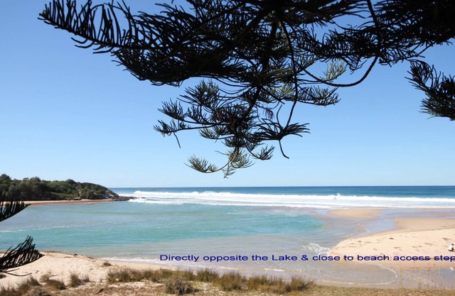 Beachfront 4 - opposite lake and beach