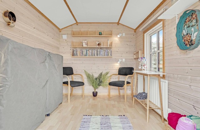 Beachfront cottage with excellent fishing opportunities.