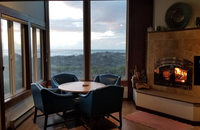 Beachfront Monterey Bay Luxury Condo
