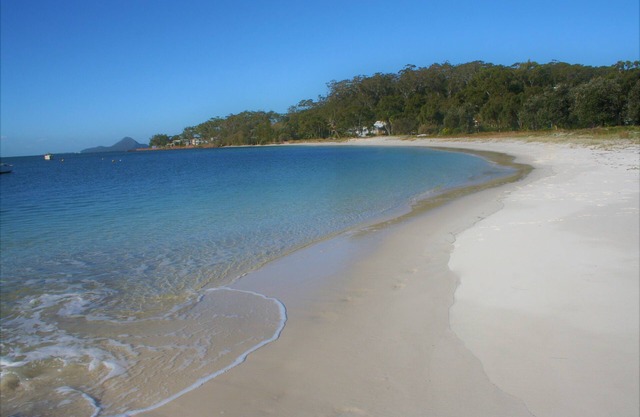 BEACHFRONT OASIS on Corlette Point Beach
