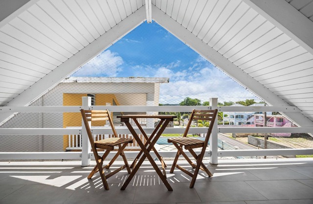 Beachfront | With Pool | Free Parking | Private Balcony