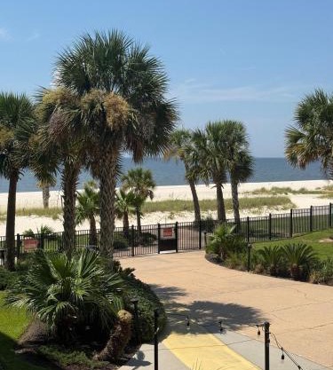 Beachside 1st Floor Condo