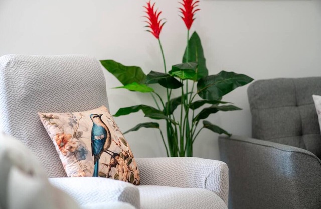 Beachside Country Family Retreat: 5 mins to Beach