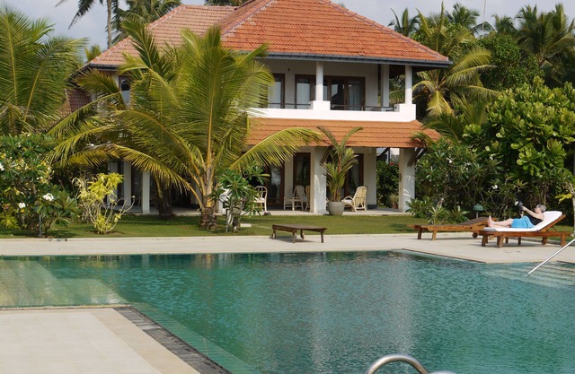 Beachside Villa, Private Chef and Driver, Pool, Tennis Court, Boule, 3 Bedrooms