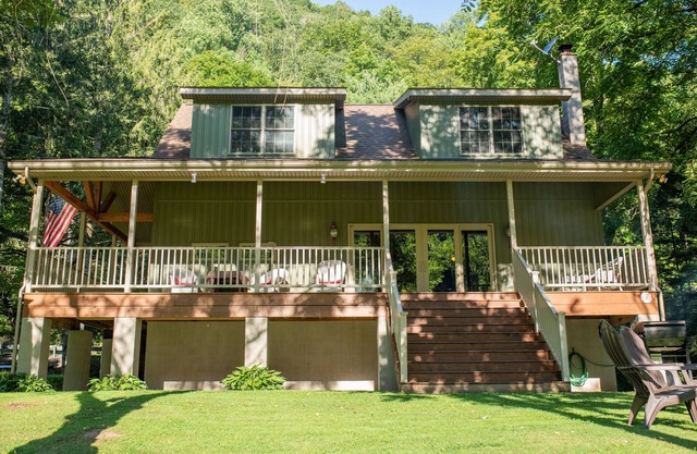 Bear Bottom Lodge - Now with WiFi!
