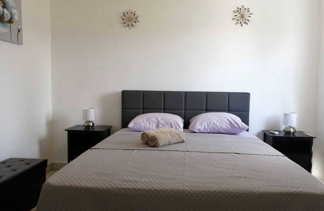 Beautiful Modern 3 Bedrooms Apartment