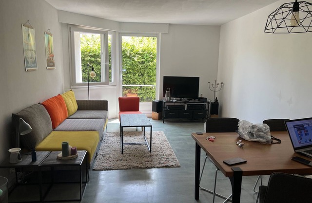 Beautiful apartment for 3 with garden