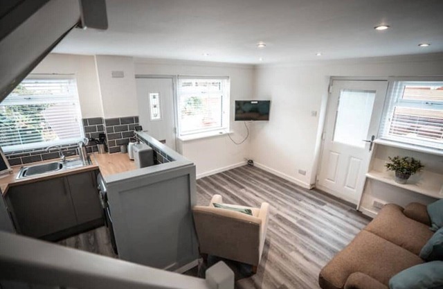 Beautiful 1 bed house in Prestatyn Garden/Parking.