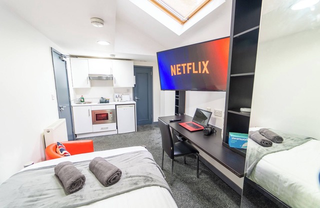 Beautiful 1-Bed Studio in Birmingham