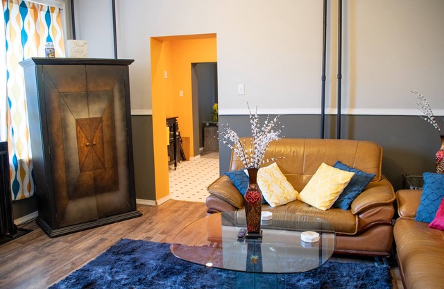 Beautiful 2 Bedroom Apt near PHL Airport/95