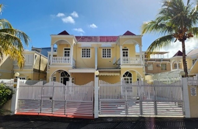 Beautiful 3 Bed Villa with Pool Near Perybere Beach Sleeps 6
