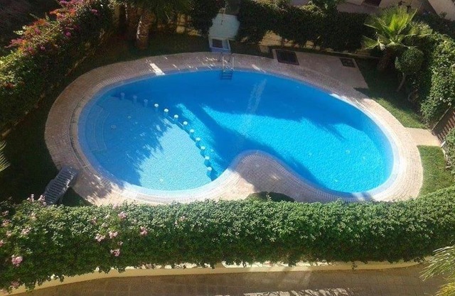 Beautiful 3 rooms apartment secured swimming pool
