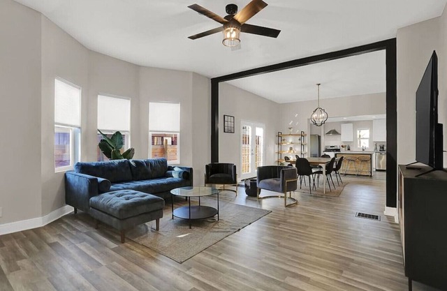 Beautiful 3500 SqFt Luxury Villa in Fountain Sq