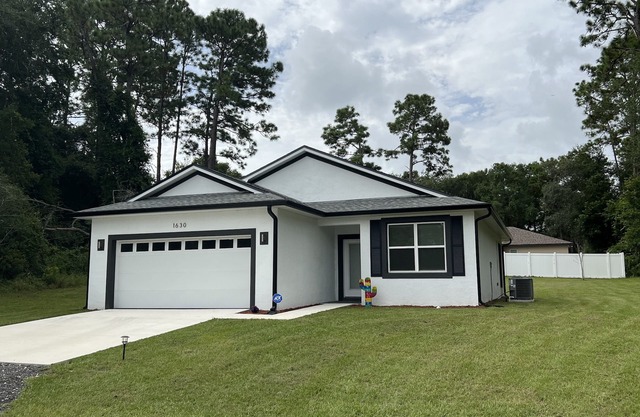 Beautiful 3Br 2Ba Cozy, Dog Friendly Home