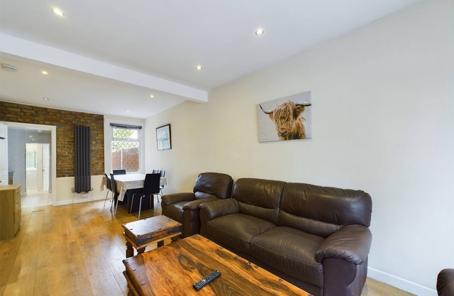 Beautiful 4 bed | 3 bathroom house | Garden| 5 mins walk to East Croydon station