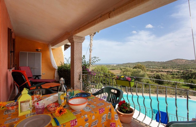 Beautiful Apartment “Sunrise” with Sea View, Balcony, Terrace & Pool; Parking Available