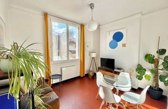 Beautiful and bright apartment two steps from the Vieux-Port - Air Rental
