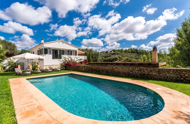 Beautiful and cozy country house with heated pool at 30˚, 5' from the beach