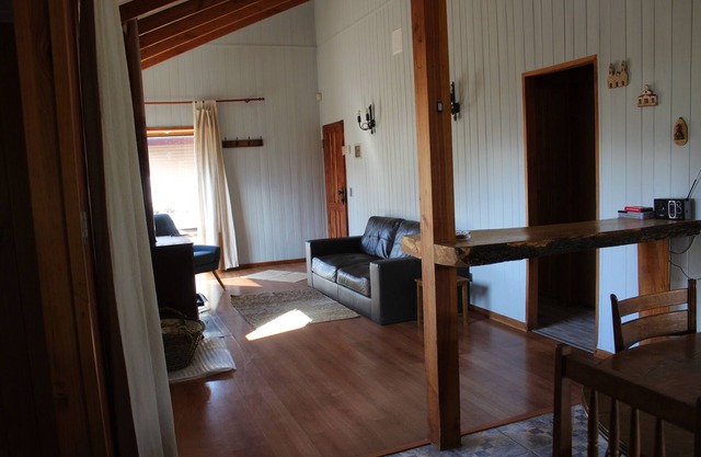 Beautiful and cozy vacation house with excellent location in Pucon, Chile.