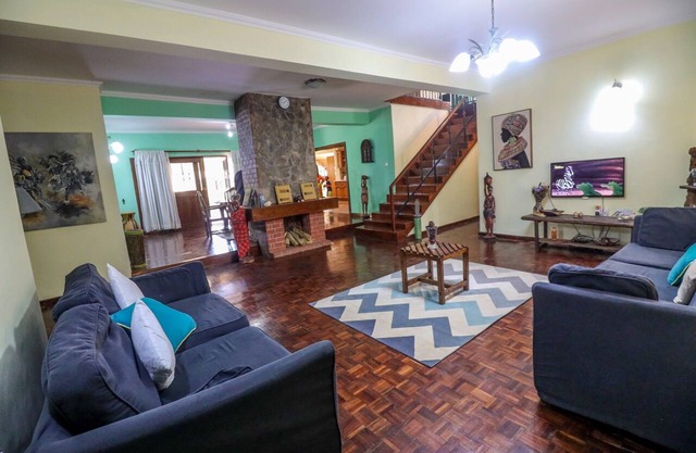Beautiful and modern 6 bedroom villa in Arusha town with a garden and free wifi