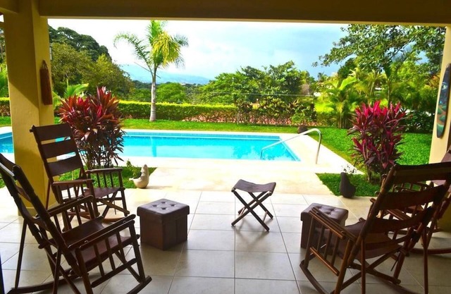 Beautiful And Peaceful Setting Overlooking Mountain Views And Amazing Sunsets
