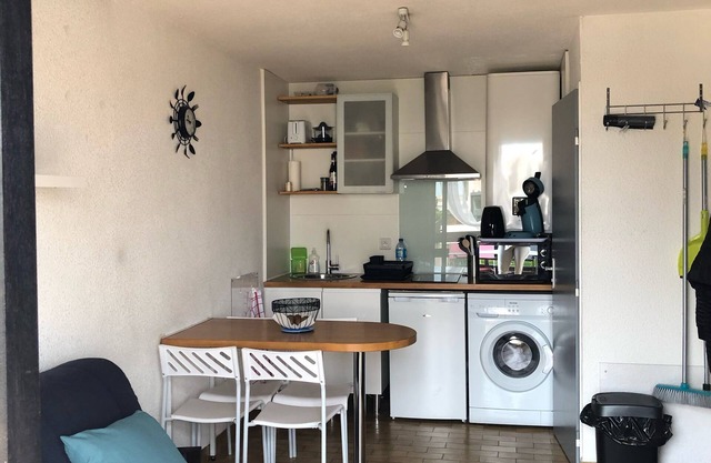"Beautiful apartment close to the sea with unobstructed view