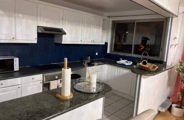 Beautiful apartment with beautiful views of Paris