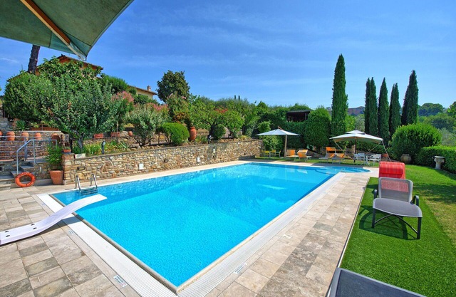 Beautiful apartment for 2 people with A/C, WIFI, pool, TV and panoramic view