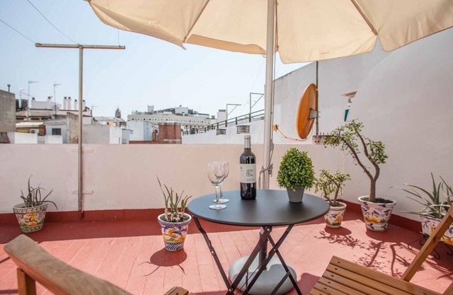 Beautiful apt 8px old town - terrace- 3 bathrooms