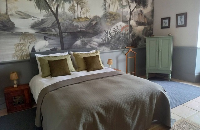 Beautiful chambre d'hote in a bucolic setting with private terrace & heated pool