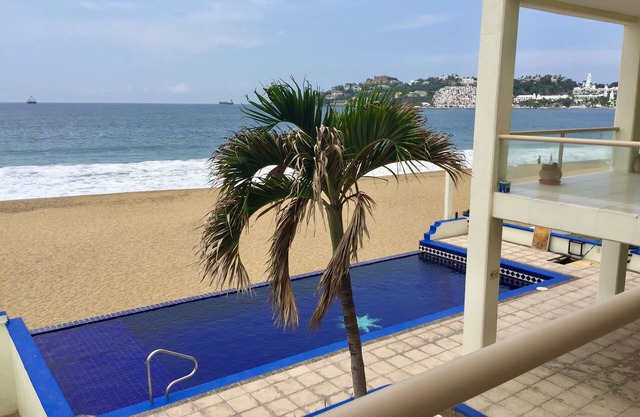 Beautiful condo with spectacular view and on one of the best location
