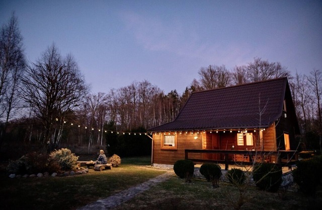 Beautiful Cottage with a fireplace
